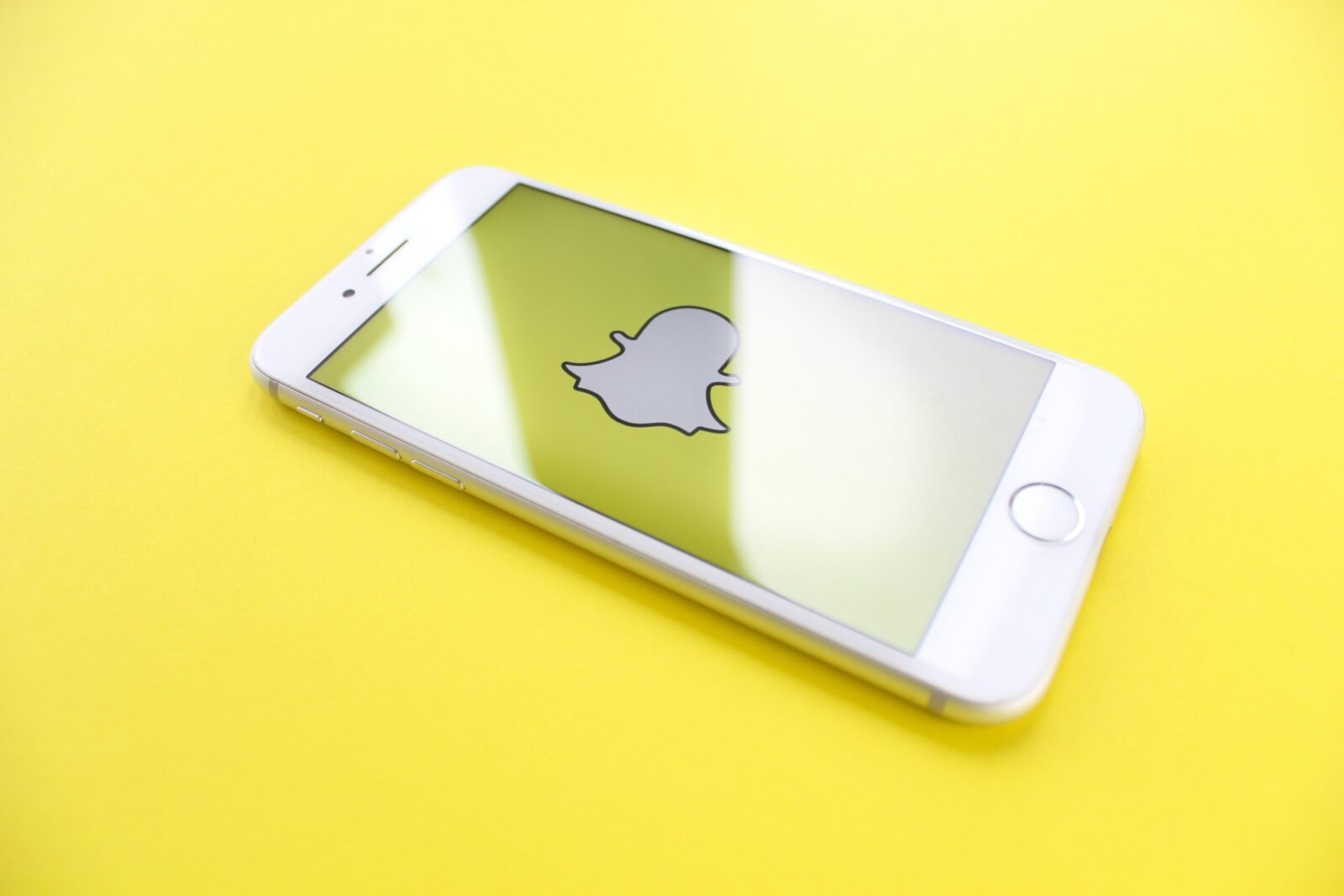 How Does Snapchat Work For Sending Money?