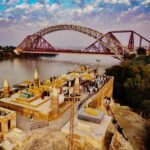 History of Lansdowne Bridge Related to a Sindhi Hojamalo Song